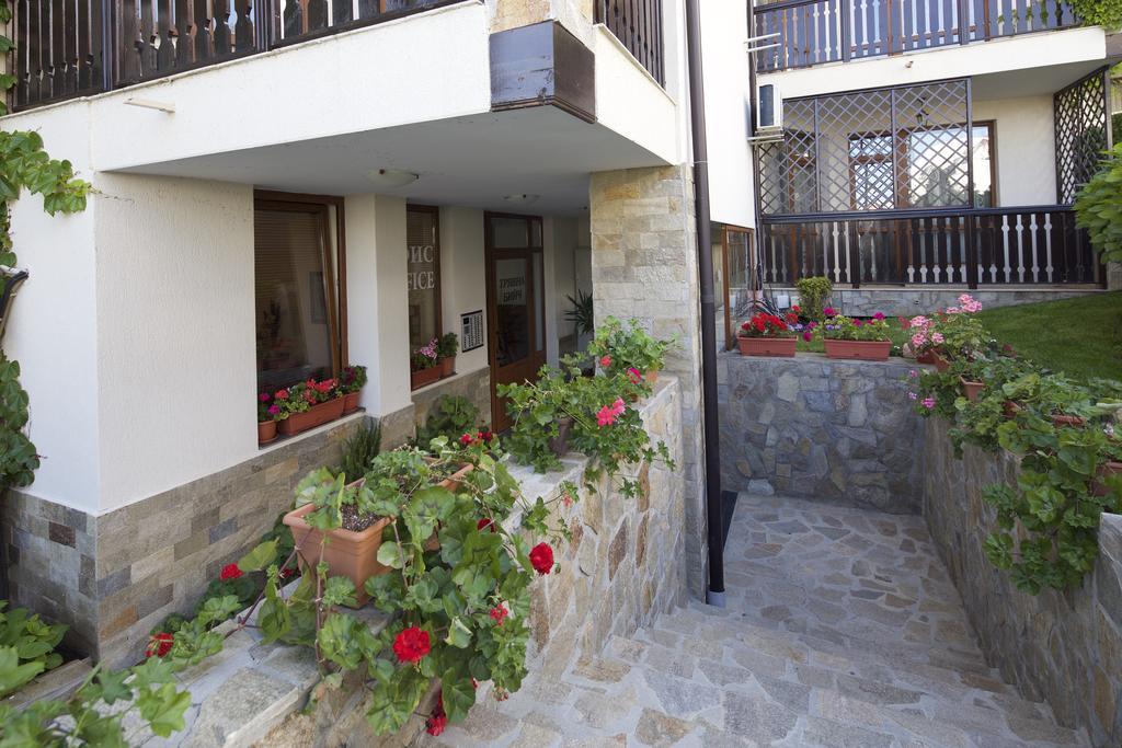 Mars Apartments In Tryavna Beach Complex Szveti Vlasz Kültér fotó